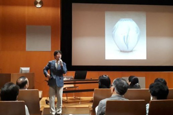 板谷波山展