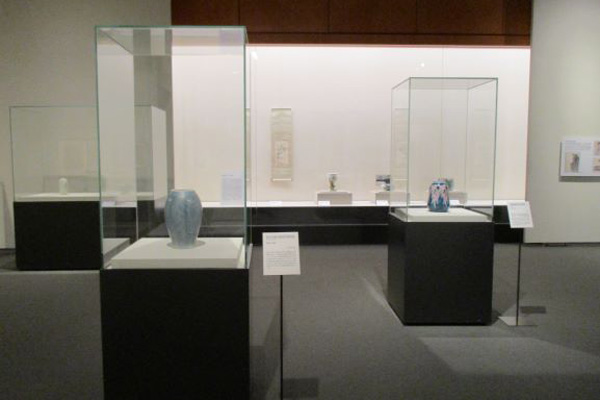 板谷波山展