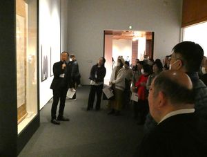 ギャラリートーク ギャラリートーク